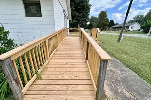 196 Emmanuel Church Rd, Asheboro, NC 27205 - Photo 4