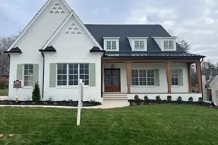 3814 Pinewood Lk Dr, Winston-Salem, NC 27106 - Photo 2