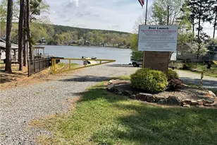 187 8th Ave, New London, NC 28127 - Photo 14