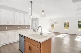 3600 Townland Cir, Clemmons, NC 27012 - Photo 10