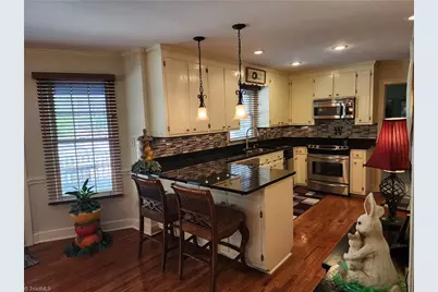 305 Old Farms Road, Wilkesboro, NC 28697 - Photo 22