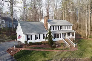 305 Old Farms Rd, Wilkesboro, NC 28697 - Photo 8