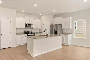 1048 Russell Dr, Winston-Salem, NC 27127 - Photo 20