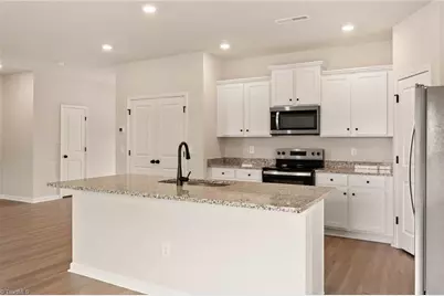 1048 Russell Drive, Winston-Salem, NC 27127 - Photo 22