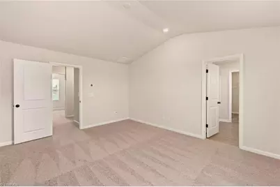 1048 Russell Drive, Winston-Salem, NC 27127 - Photo 6