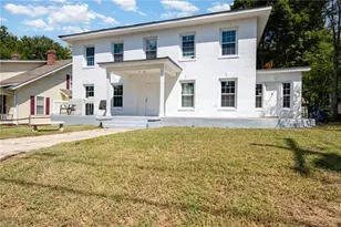 604 Wentworth St, Reidsville, NC 27320 - Photo 2