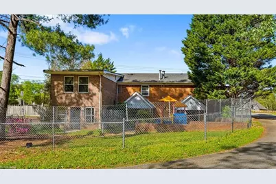 1552 Skeet Club Road, High Point, NC 27265 - Photo 26