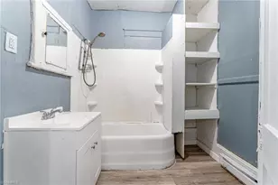 604 Wentworth St, Reidsville, NC 27320 - Photo 16