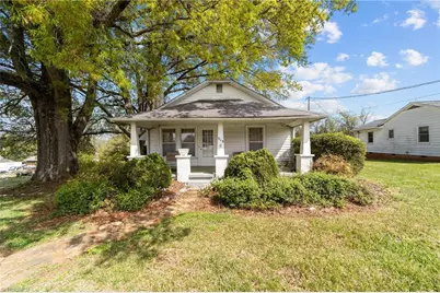 313 E King Street, King, NC 27021 - Photo 4