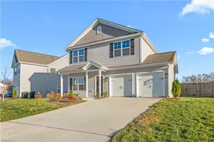 1036 Thicket Dr, Burlington, NC 27217 - Photo 2