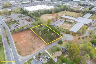 000 Cardwell Dr, Burlington, NC 27215 - Photo 1