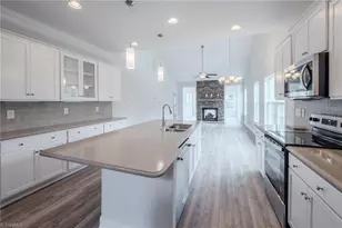 2203 Friedberg Village Dr, Winston-Salem, NC 27127 - Photo 6