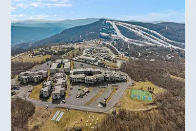 301 Pinnacle Inn Road #3130, Beech Mountain, NC 28604 - Photo 2