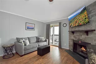 301 Pinnacle Inn Rd, Beech Mountain, NC 28604 - Photo 4
