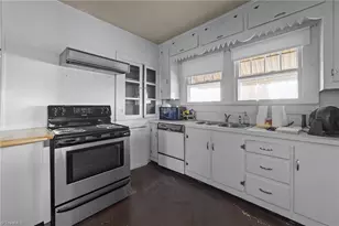 313 King St, King, NC 27021 - Photo 24