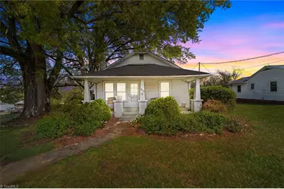 313 King Street, King, NC 27021 - Photo 1