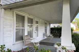 313 E King St, King, NC 27021 - Photo 8