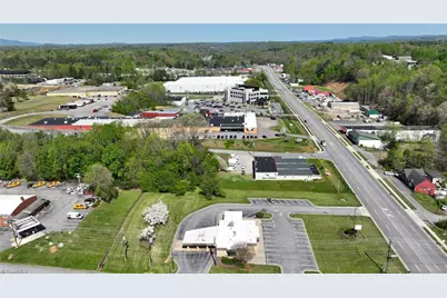 211 Elkin Highway, North Wilkesboro, NC 28659 - Photo 34