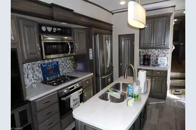 184 Club House Drive, Ennice, NC 28623 - Photo 6