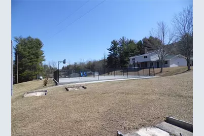 184 Club House Drive, Ennice, NC 28623 - Photo 24