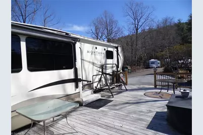 184 Club House Drive, Ennice, NC 28623 - Photo 4