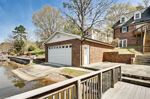 378 Shoreline Dr, New London, NC 28127 - Photo 10