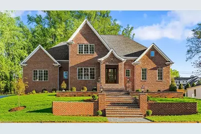 905 Brookside Drive, Greensboro, NC 27408 - Photo 4