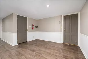 1101 N Elm St, Greensboro, NC 27401 - Photo 6