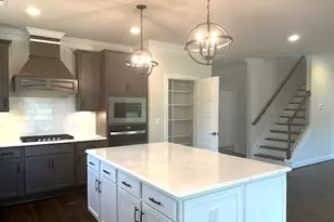 7653 Valhalla Wy, Greensboro, NC 27409 - Photo 16