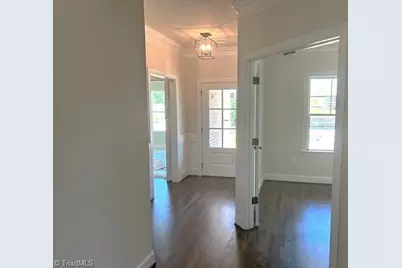 7653 Valhalla Way, Greensboro, NC 27409 - Photo 14