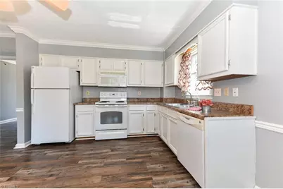 307 College Road, Greensboro, NC 27410 - Photo 4