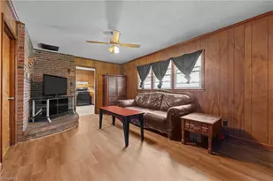 2319 James Boswell Rd, Burlington, NC 27217 - Photo 4