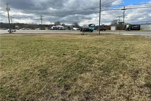 4601 W Gate City Blvd, Greensboro, NC 27403 - Photo 2