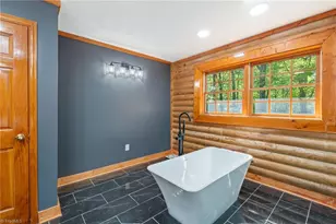 2404 Hunters Ridge Dr, Pleasant Garden, NC 27313 - Photo 22