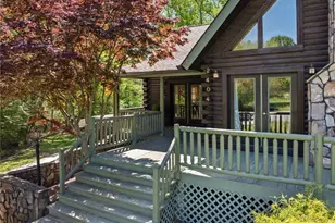 2404 Hunters Ridge Dr, Pleasant Garden, NC 27313 - Photo 2