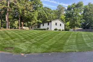 643 Cypress Dr, Asheboro, NC 27205 - Photo 2