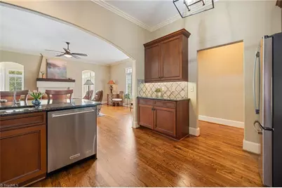 39 Creswell Manor Drive, Greensboro, NC 27407 - Photo 18