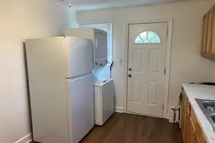 527 N Washington Ave, Reidsville, NC 27320 - Photo 6