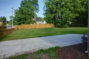 714 Martin St, Greensboro, NC 27406 - Photo 34