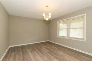 429 Mendenhall Dr, Winston-Salem, NC 27127 - Photo 16