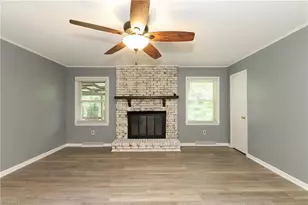 429 Mendenhall Dr, Winston-Salem, NC 27127 - Photo 10