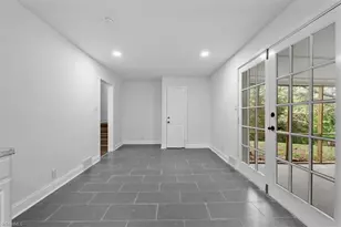 2841 White Meadow Ln, Winston-Salem, NC 27107 - Photo 12