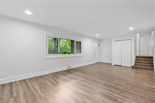 2841 White Meadow Ln, Winston-Salem, NC 27107 - Photo 8