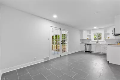 2841 White Meadow Lane, Winston-Salem, NC 27107 - Photo 10