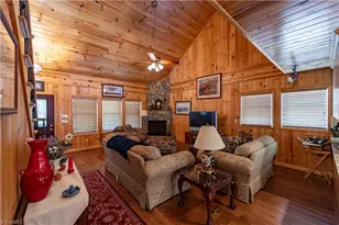 1053 Rich Hill Mountain Rd, Glade Valley, NC 28627 - Photo 14