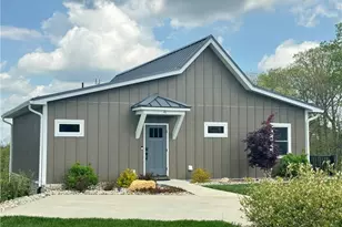 70 Paynes Ct, Roaring Gap, NC 28668 - Photo 6