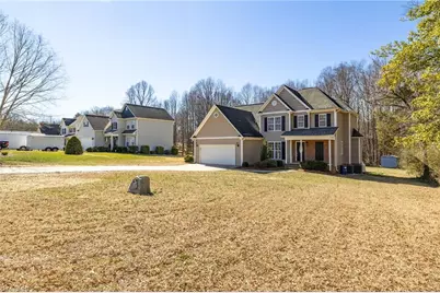 2608 Urban Loop Road, Reidsville, NC 27320 - Photo 2