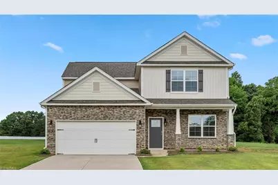 206 Lisa Lane, Winston-Salem, NC 27107 - Photo 2