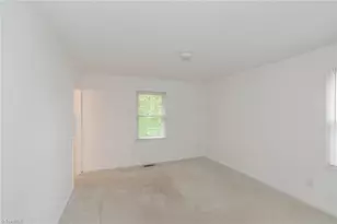 4122 Romaine St, Greensboro, NC 27407 - Photo 32