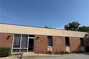 1310 Beaman Pl, Greensboro, NC 27408 - Photo 2